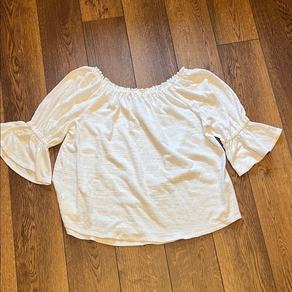 Laurie Felt Elegant Bell 3/4 Sleeve White Ruched Women's Top Medium